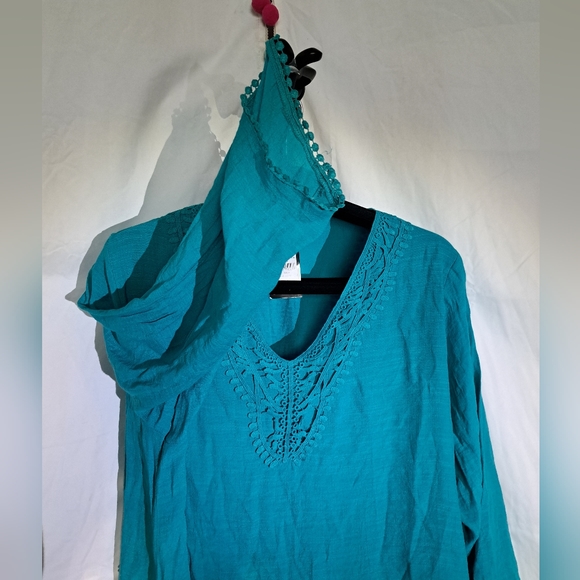 Avenue plus size 22/24 aqua crochet trim tunic - Picture 10 of 14
